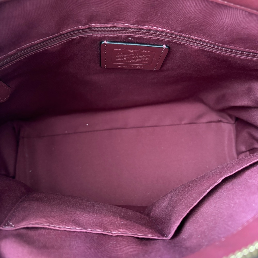 Coach Bag - Picture 8 of 9